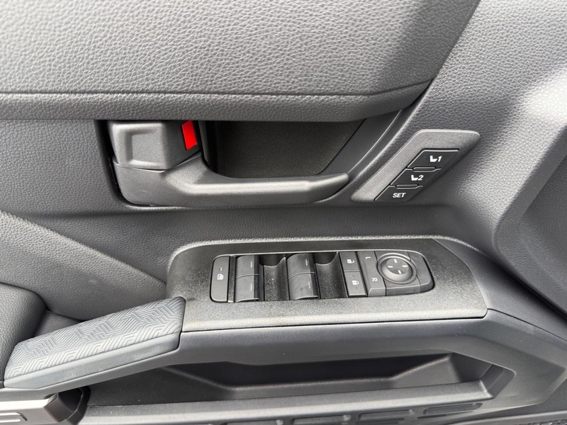 Toyota 4Runner Vehicle Image 20