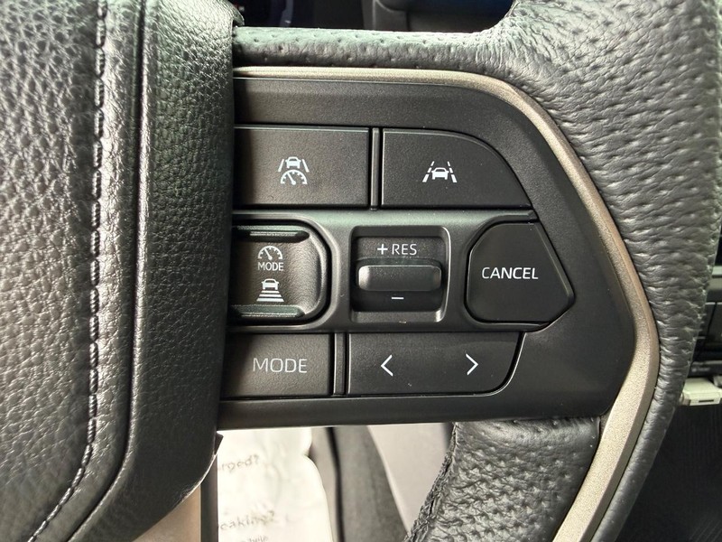 Toyota Tacoma 4WD Vehicle Image 14