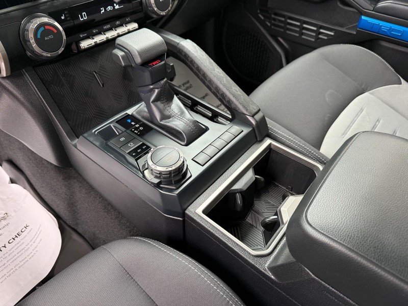 Toyota Tacoma 4WD Vehicle Image 20