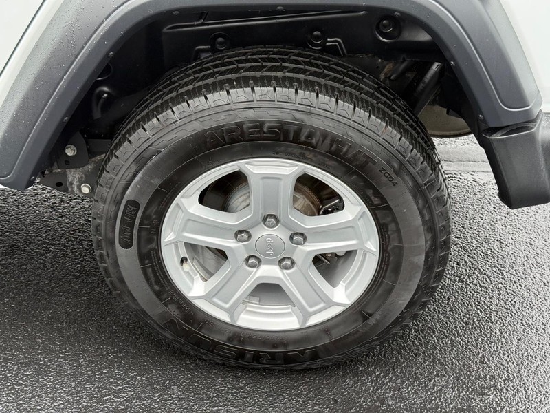 Jeep Wrangler Unlimited Vehicle Image 07