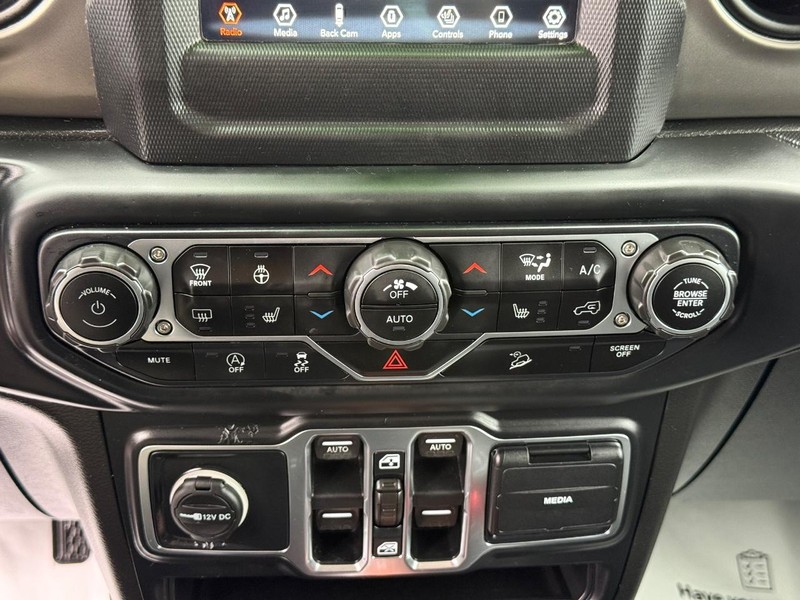 Jeep Wrangler Unlimited Vehicle Image 19