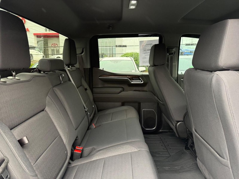 GMC Sierra 1500 Vehicle Image 10