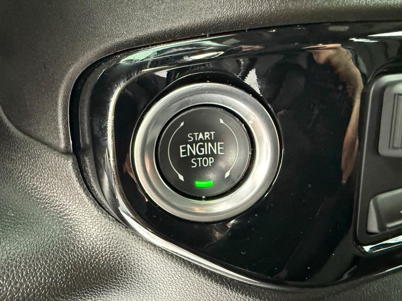 GMC Sierra 1500 Vehicle Image 15
