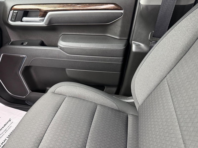 GMC Sierra 1500 Vehicle Image 21