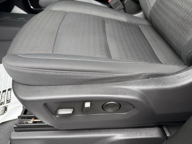GMC Sierra 1500 Vehicle Image 25