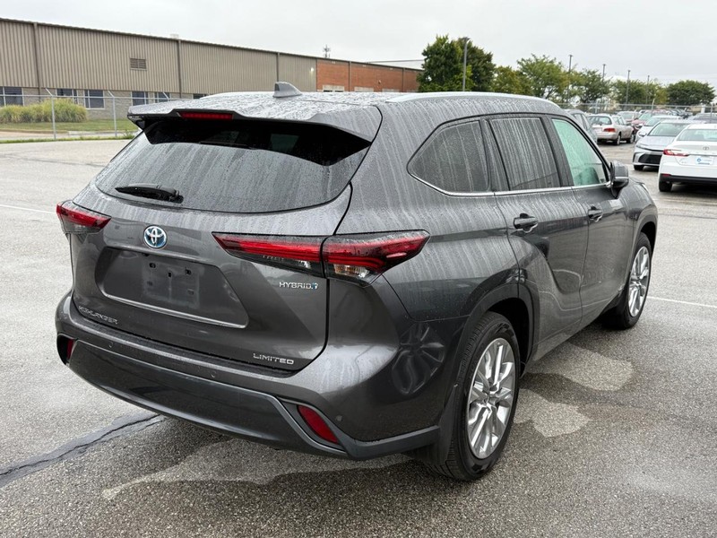 Toyota Highlander Vehicle Image 04