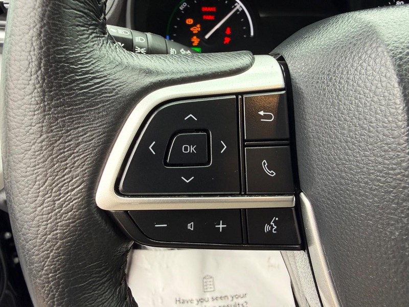 Toyota Sienna Vehicle Image 16