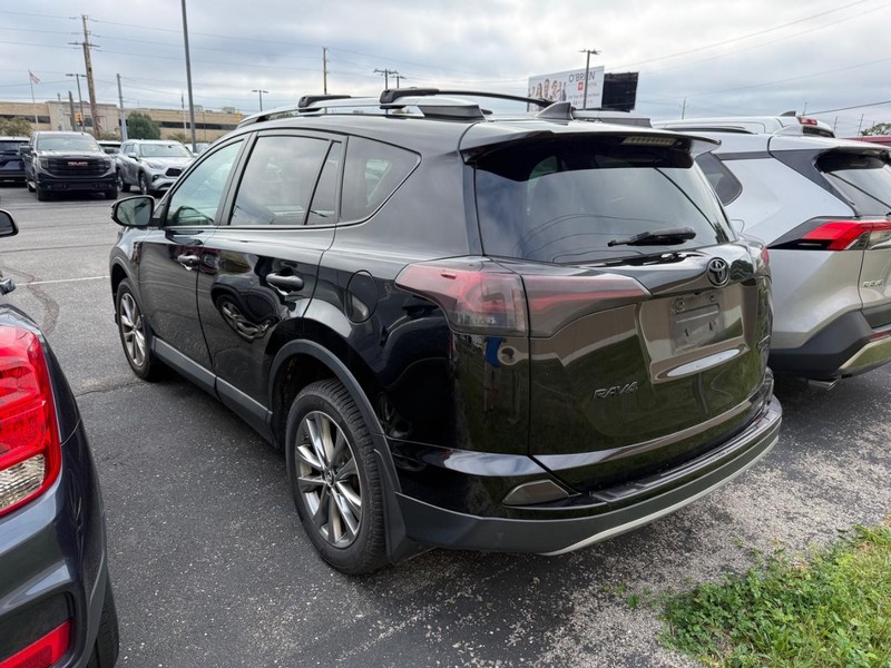 Toyota RAV4 Vehicle Image 03