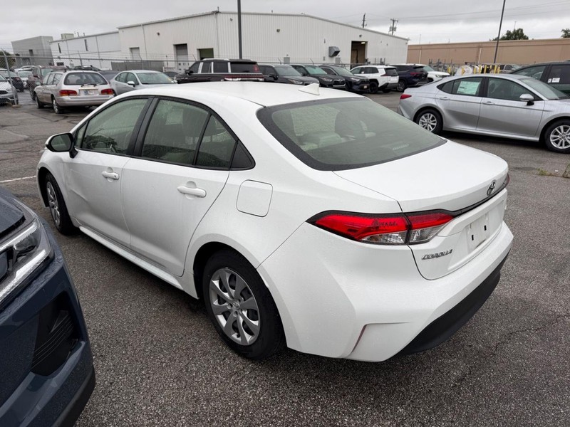 Toyota Corolla Vehicle Image 03