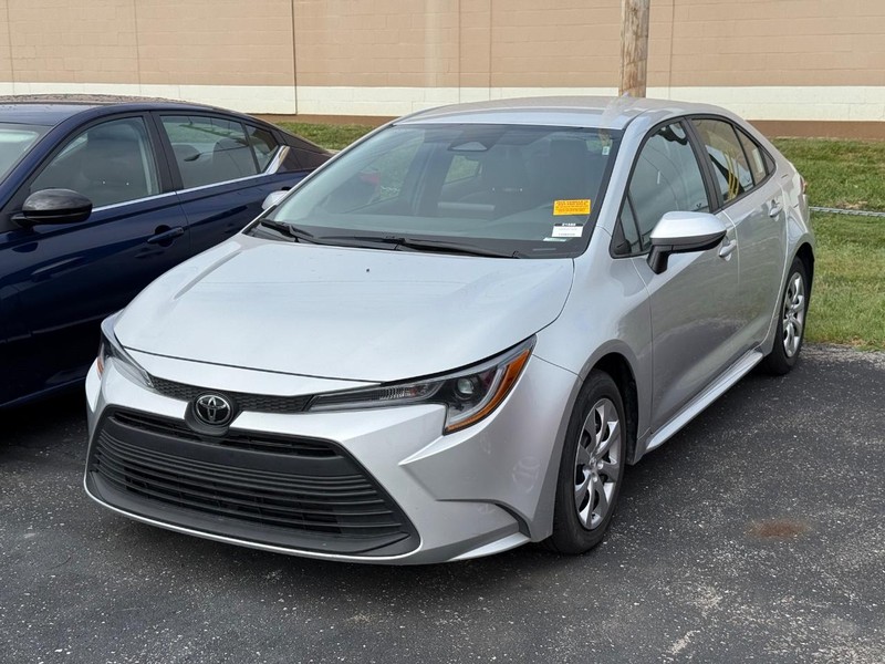Toyota Corolla Vehicle Image 02