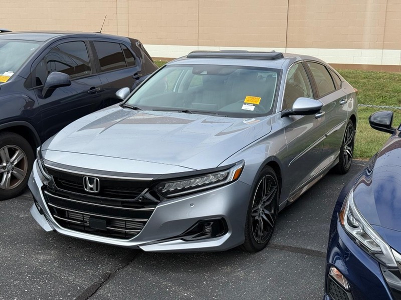 Honda Accord Sedan Vehicle Image 02