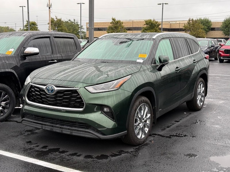 Toyota Highlander Vehicle Image 02