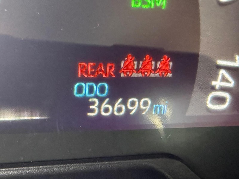 Toyota RAV4 Vehicle Image 26
