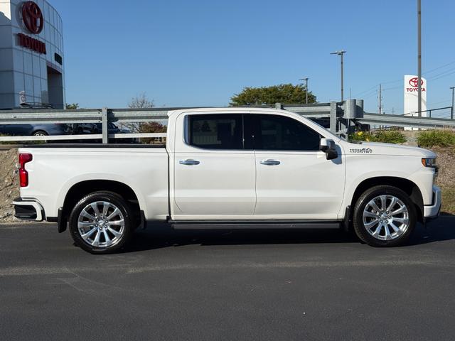 Chevrolet Silverado 1500 Vehicle Full-screen Gallery Image 02