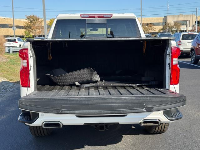Chevrolet Silverado 1500 Vehicle Full-screen Gallery Image 06