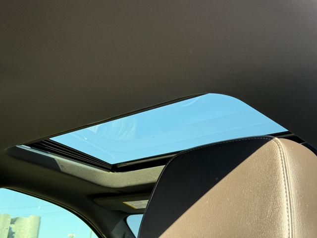 Chevrolet Silverado 1500 Vehicle Full-screen Gallery Image 11