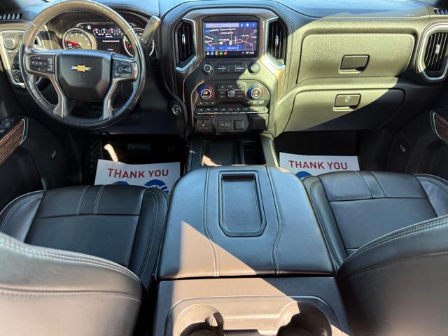 Chevrolet Silverado 1500 Vehicle Full-screen Gallery Image 13