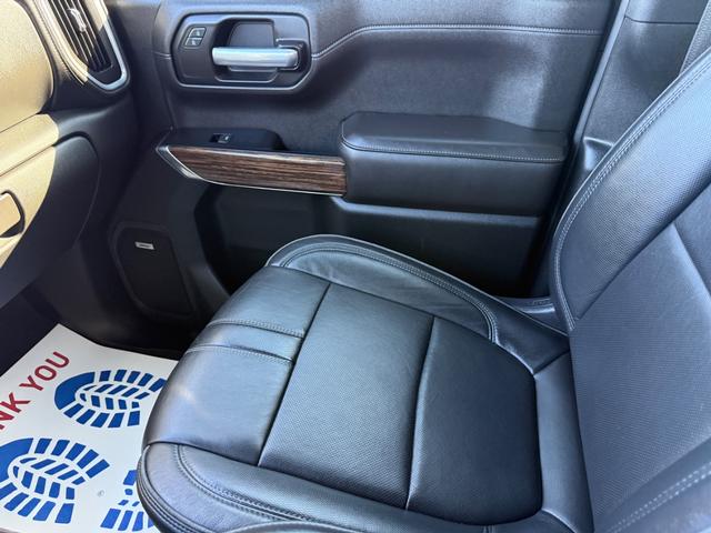 Chevrolet Silverado 1500 Vehicle Full-screen Gallery Image 21