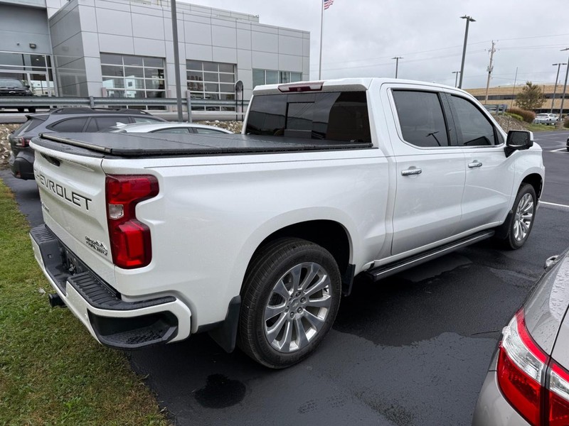 Chevrolet Silverado 1500 Vehicle Image 04