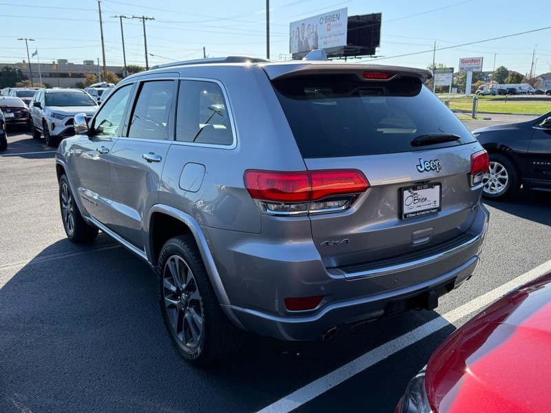 Jeep Grand Cherokee Vehicle Image 03