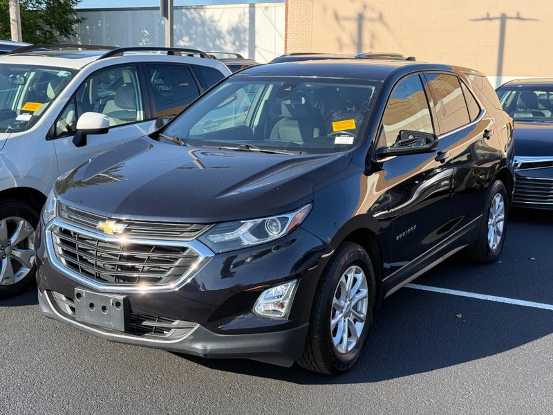 Chevrolet Equinox Vehicle Full-screen Gallery Image 02