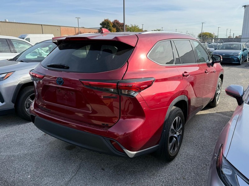 Toyota Highlander Vehicle Image 04