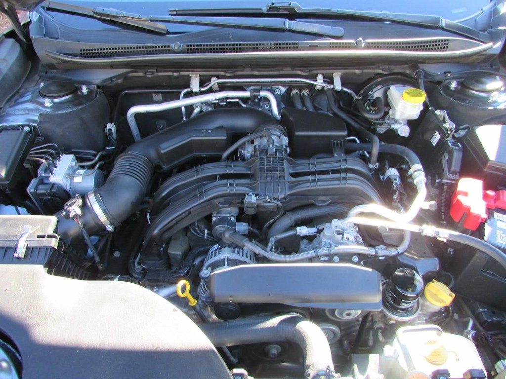 Subaru Outback Vehicle Full-screen Gallery Image 10