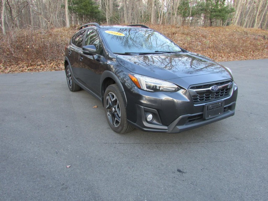 Subaru Crosstrek Vehicle Full-screen Gallery Image 02