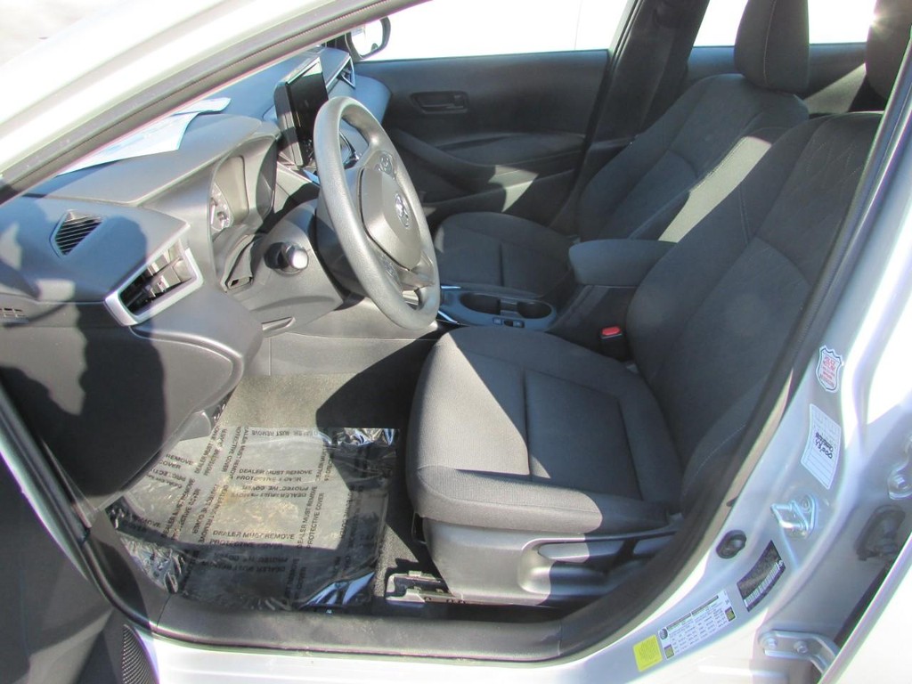 Toyota Corolla Vehicle Full-screen Gallery Image 03