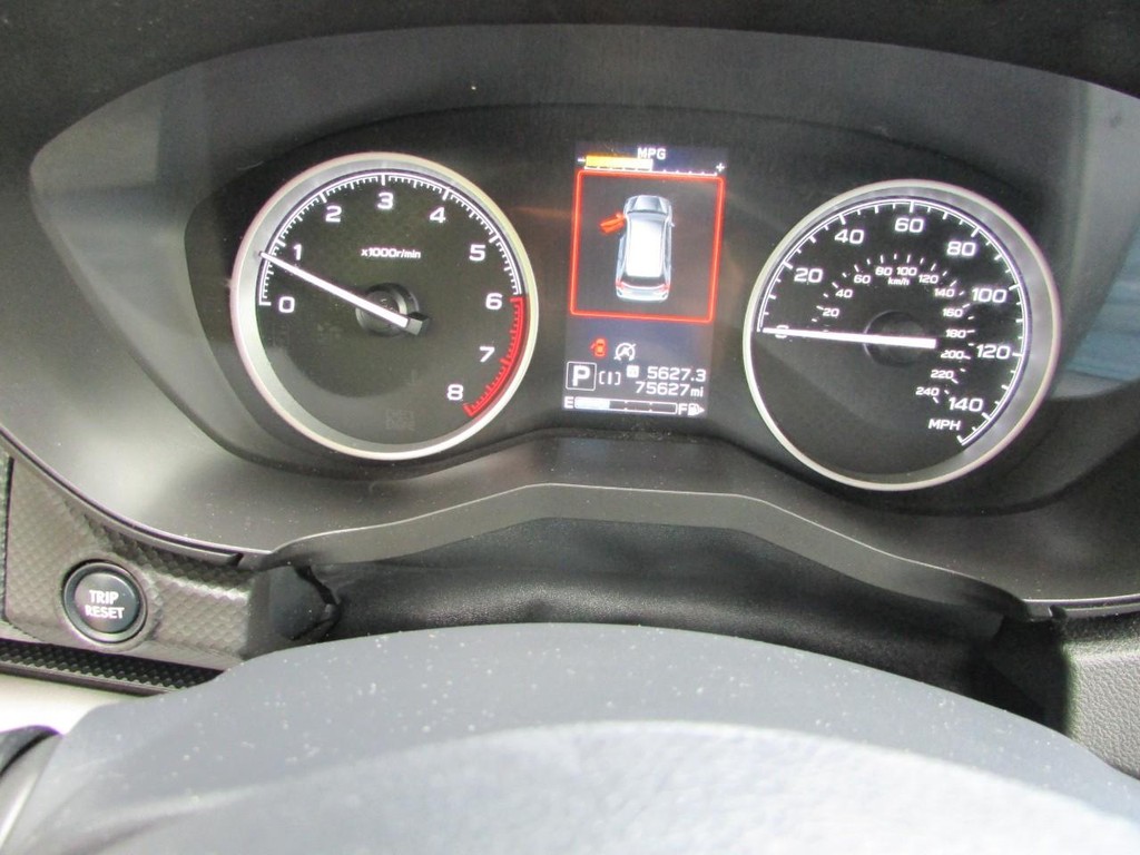 Subaru Forester Vehicle Full-screen Gallery Image 05