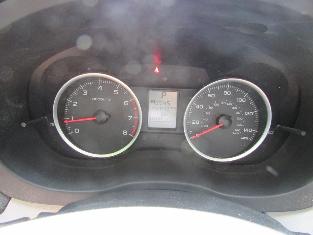 Subaru Forester Vehicle Full-screen Gallery Image 05