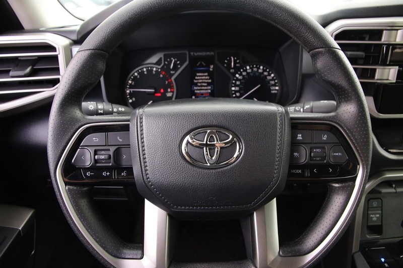 Toyota Tundra 2WD Vehicle Image 11