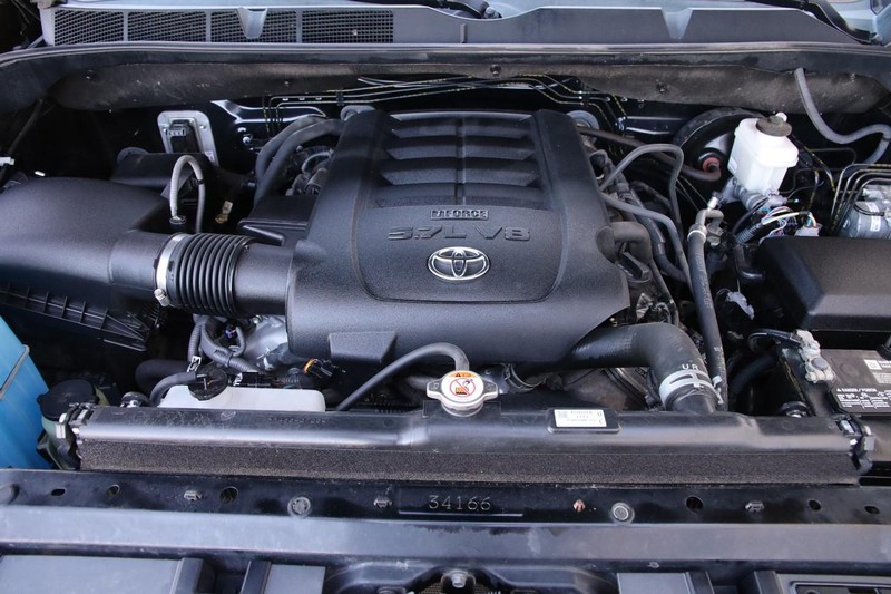 Toyota Tundra 4WD Vehicle Image 27