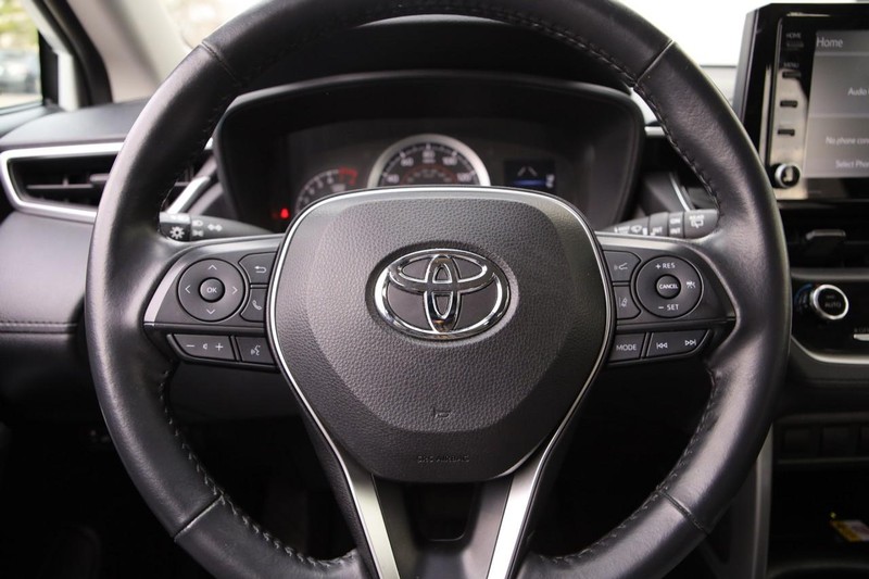 Toyota Corolla Cross Vehicle Image 13