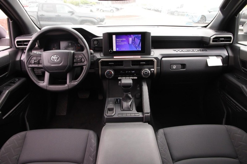 Toyota Tacoma 2WD Vehicle Image 18