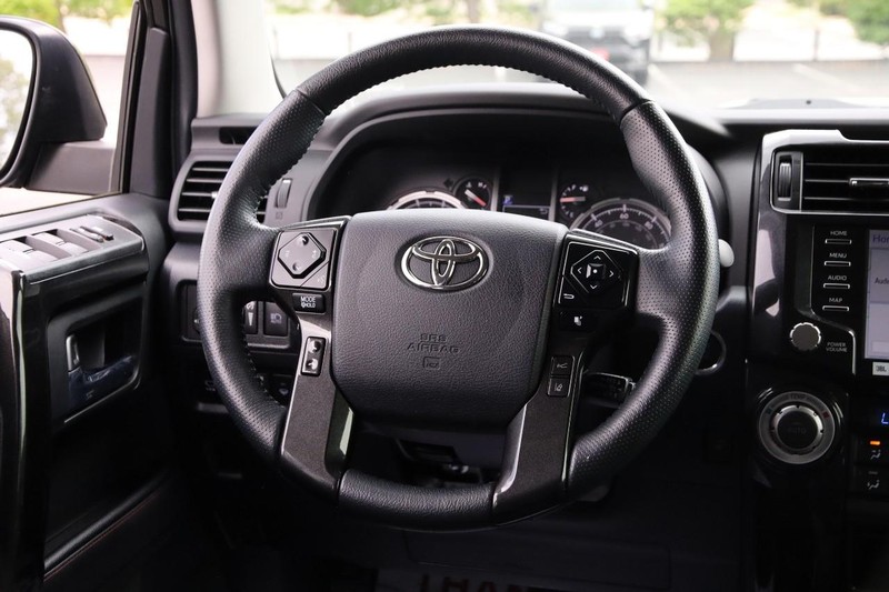 Toyota 4Runner Vehicle Image 26
