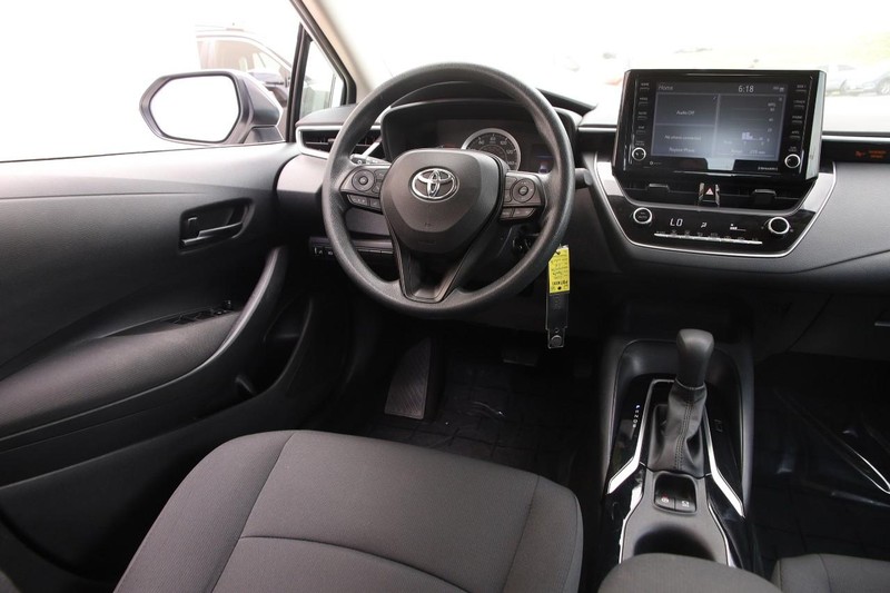 Toyota Corolla Vehicle Image 21