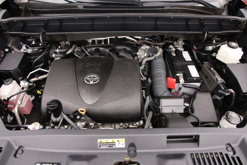 Toyota Highlander Vehicle Image 32