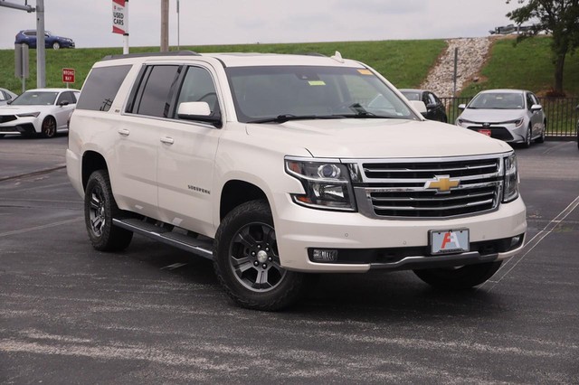 Used 2015 Chevrolet Suburban LT with VIN 1GNSKJKC6FR643478 for sale in Hazelwood, MO