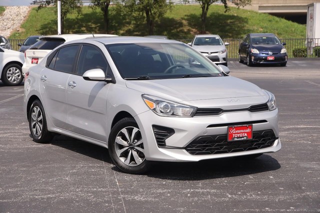 Used 2022 Kia Rio S with VIN 3KPA24AD3NE441675 for sale in Hazelwood, MO