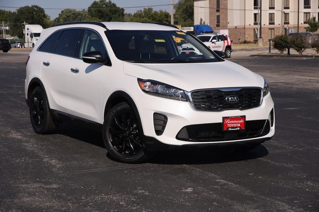 Used 2020 Kia Sorento S with VIN 5XYPGDA52LG705148 for sale in Hazelwood, MO