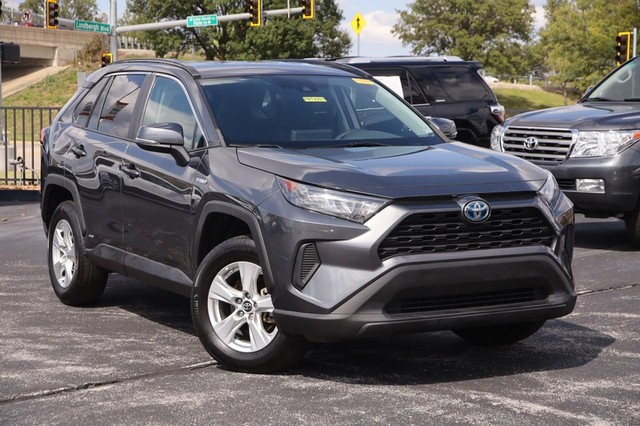 Used 2020 Toyota RAV4 LE with VIN 4T3M6RFV7LU001184 for sale in Hazelwood, MO