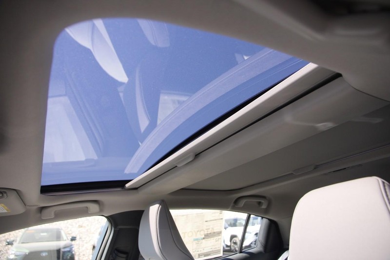 Toyota Prius Vehicle Image 10