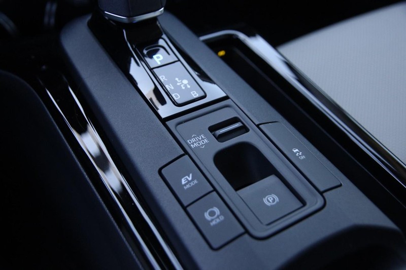 Toyota Prius Vehicle Image 21