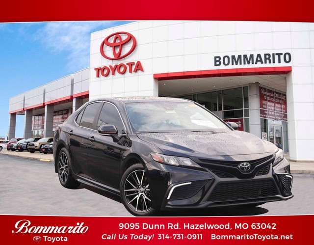 2023 Toyota Camry SE at Bommarito Toyota in Hazelwood MO