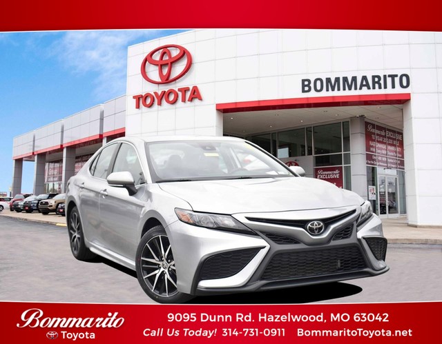 2024 Toyota Camry SE at Bommarito Toyota in Hazelwood MO