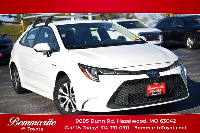 2021 Toyota Corolla Hybrid LE at Bommarito Toyota in Hazelwood MO