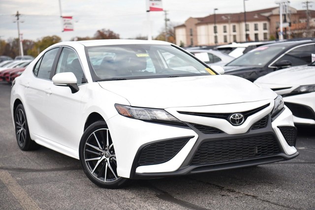 Certified 2024 Toyota Camry SE with VIN 4T1G11AK3RU227119 for sale in Hazelwood, MO