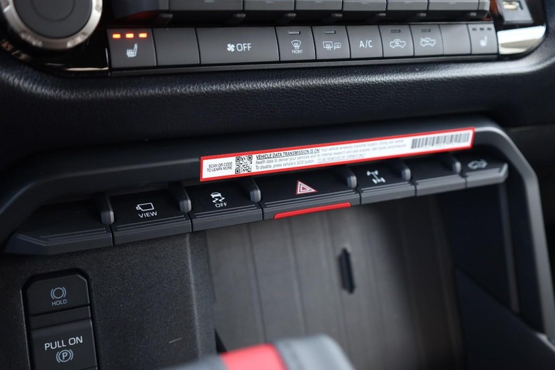 Toyota Tundra 4WD Vehicle Image 16
