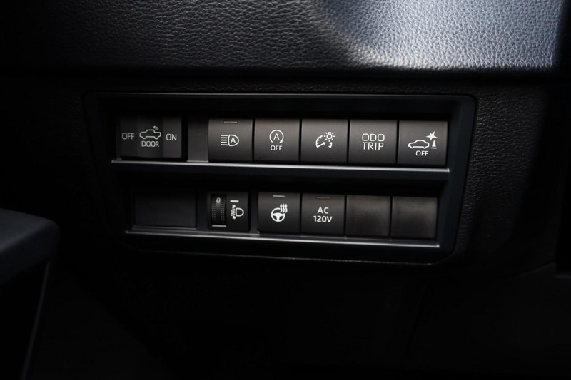 Toyota Tundra 4WD Vehicle Image 19
